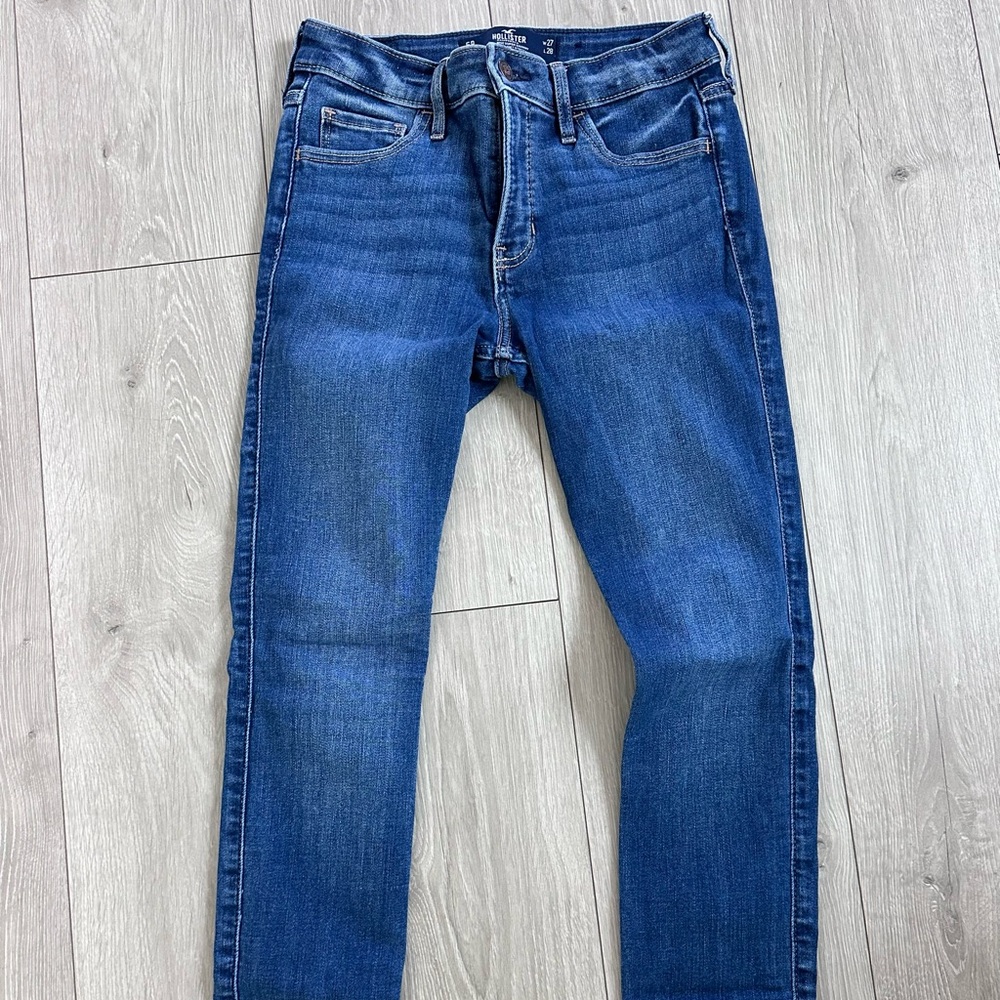 Hollister Women Dark Blue Mid-Rise Skinny Jeans
